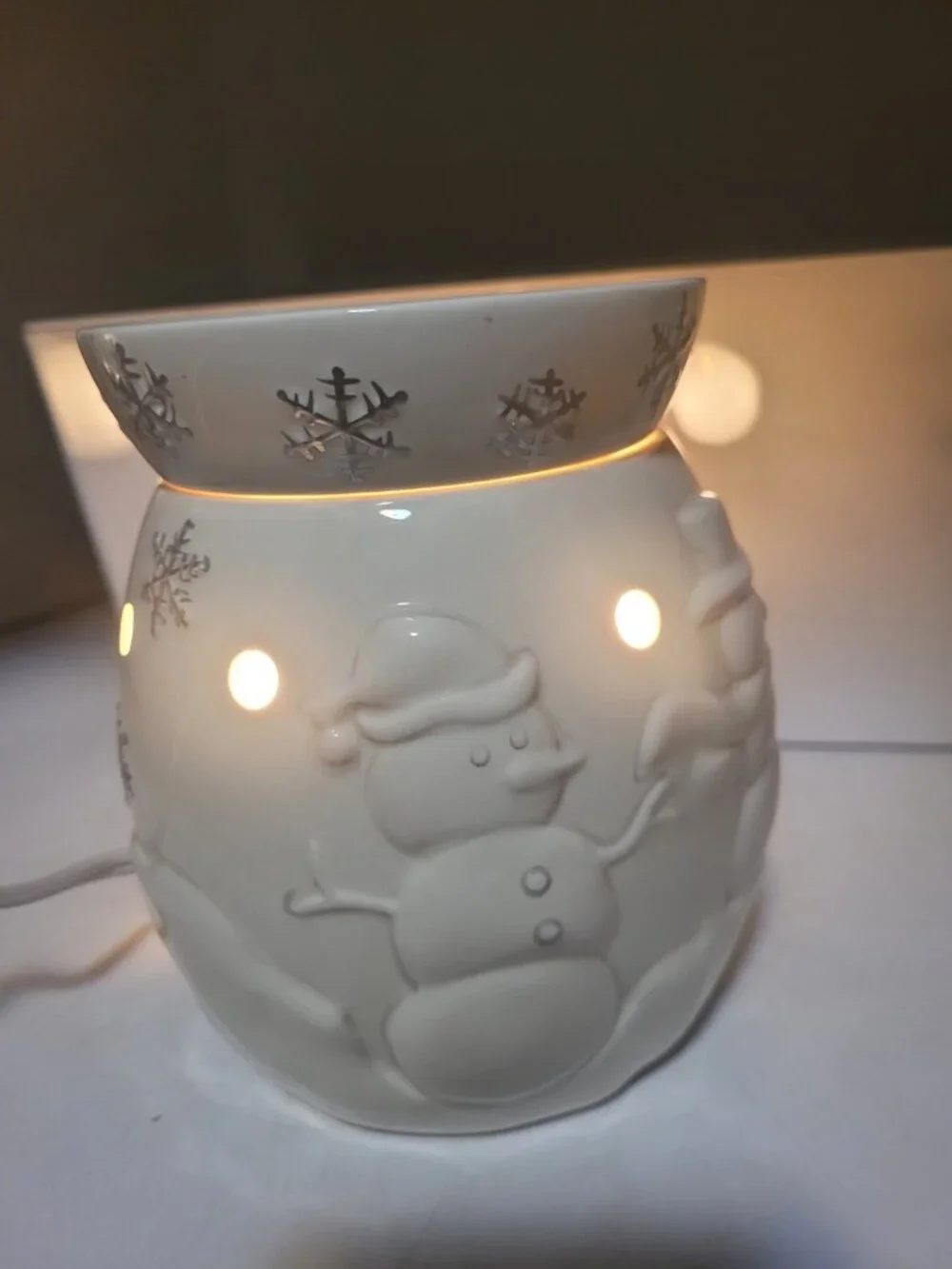Scentsy Snow Day Winter Holiday Collection FullSize Wax Warmer Retired Snowflake